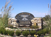 Welcome to Lakeview Village (16412 bytes)